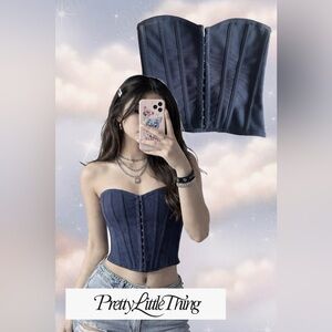 💙 PrettyLittleThing Navy Structured Corset Top